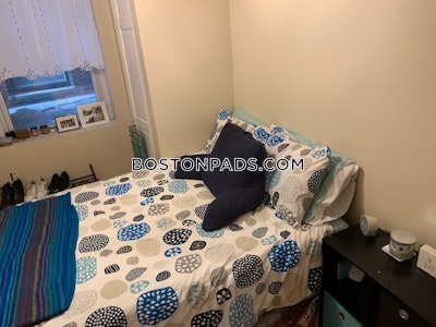 North End 3 Bed, 1 Bath Unit Boston - $4,050