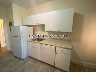 Brookline 3 Beds 1 Bath  Coolidge Corner - $4,300