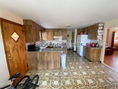 Lower Allston 3 Bed, 1.5 Bath Unit Boston - $4,000