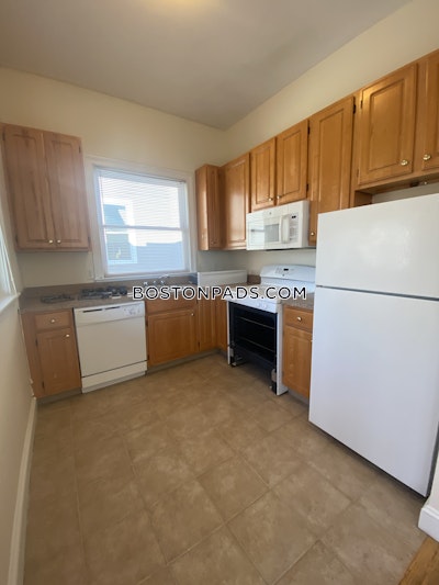 Allston 3 Beds 2 Baths Boston - $4,250 No Fee