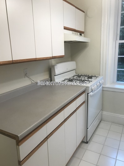 Brighton Apartment for rent 1 Bedroom 1 Bath Boston - $2,150