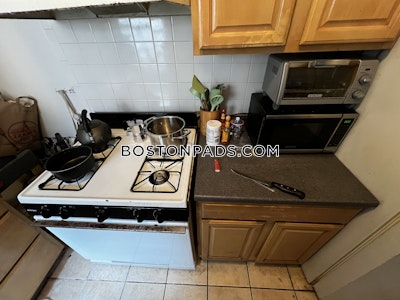 Allston 2 Beds 1 Bath Boston - $2,495 50% Fee