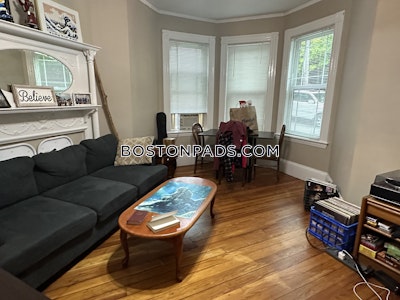 Mission Hill 6 Beds 2 Baths Boston - $11,400