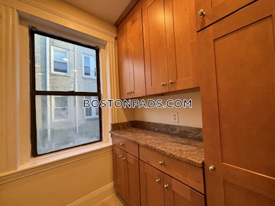 Allston/brighton Border 2 Beds 1 Bath Boston - $2,800 50% Fee